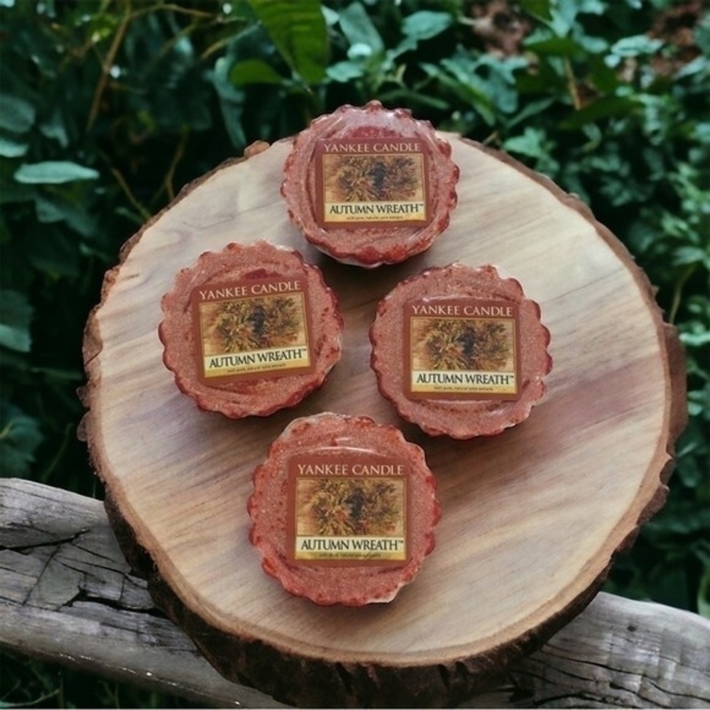 YANKEE CANDLE Autumn Wreath Wax Tart Melts 4-Pack Cinnamon Apple Fall Scent NIP